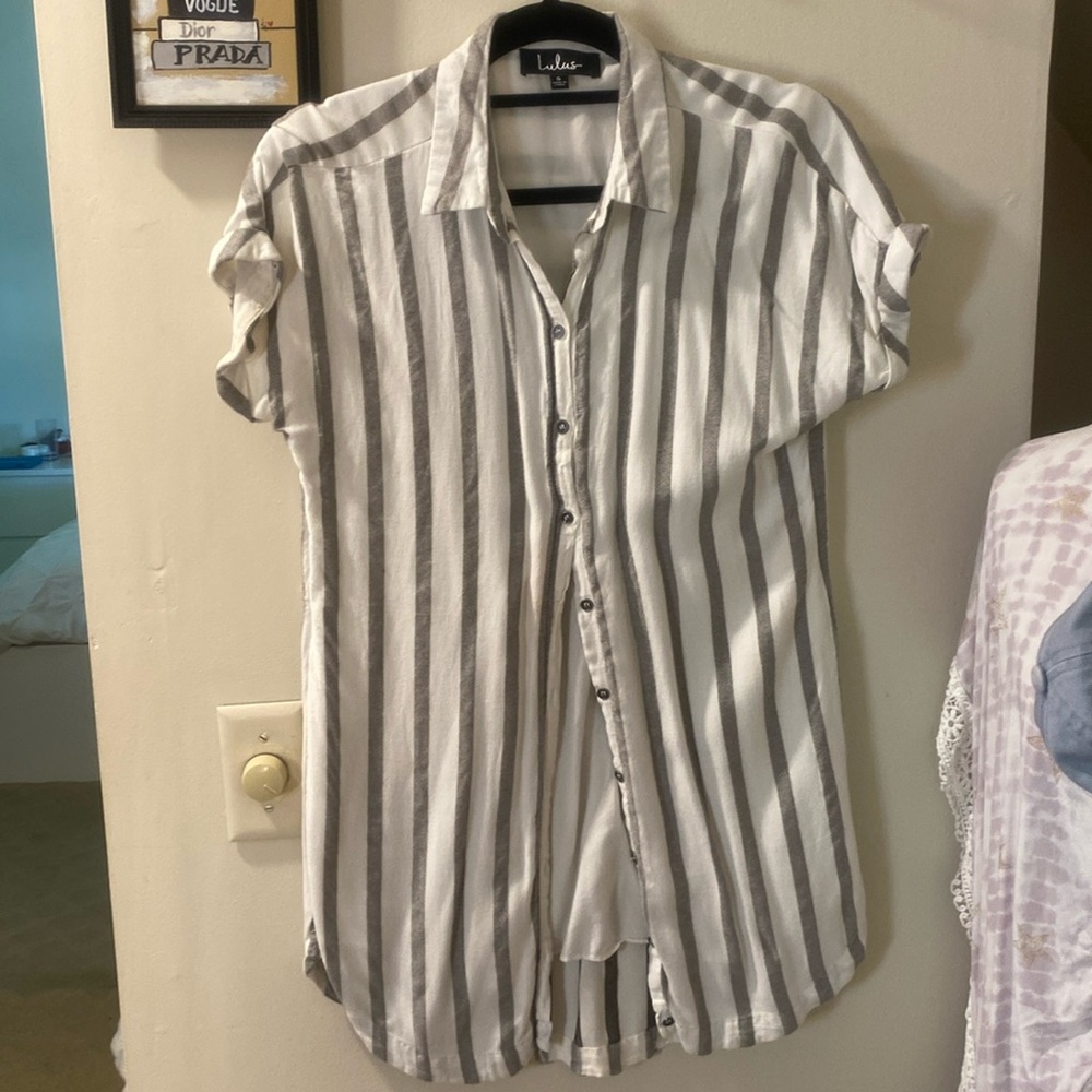 Lulus button down mini dress with pockets, size S